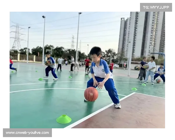 二师附中篮球队日常训练刻苦，暑假期间仍坚持练习